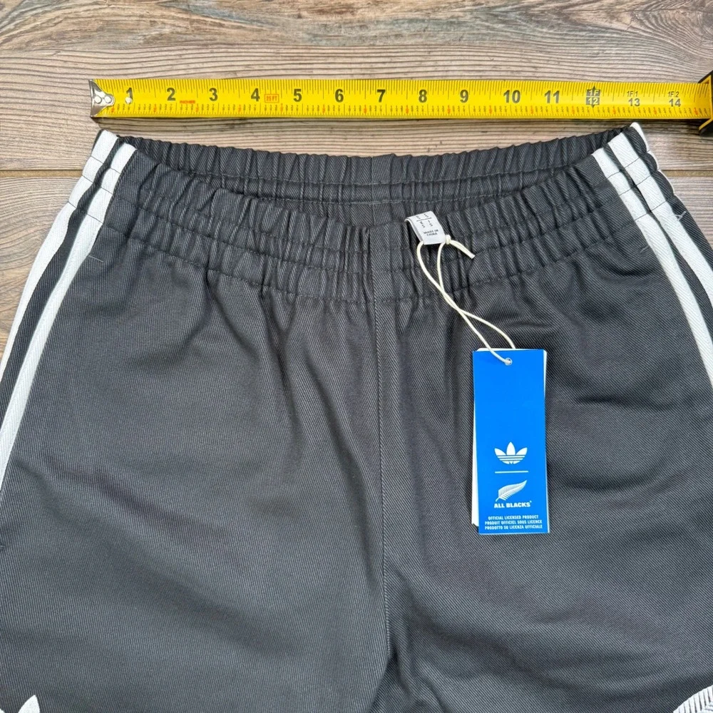 Adidas Men SMALL Rugby Shorts Carbon All Blacks Originals Trefoil KG4694 NWT